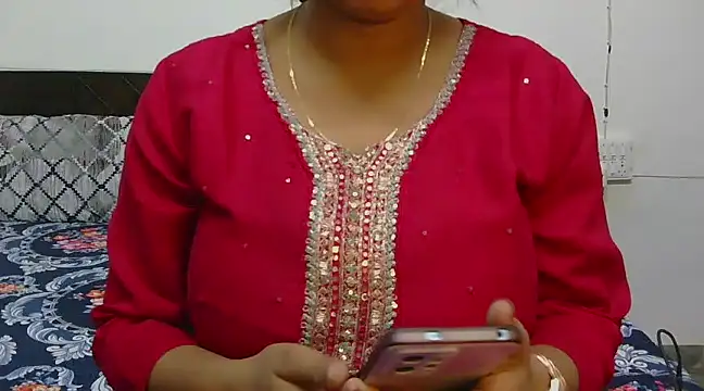 chavi 12 online show from 03/15/25, 05:04