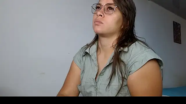 Paloma Desire online show from 11/19/25, 01:00