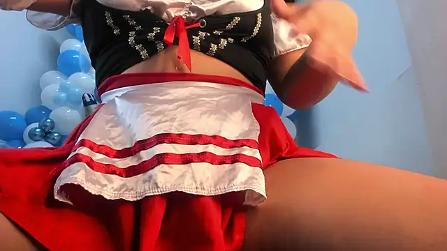 Danniela18  online show from 09/23/25, 12:08