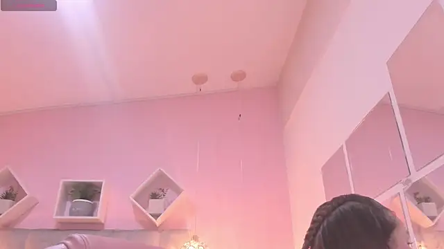 melanie hh online show from 11/24/25, 04:01