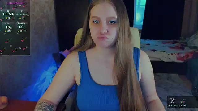 Snapshot of Alice_Dreamgirl_ chatting on 03/05/25, 03:18 Alice Dreamgirl online show from 03/05/25, 03:18