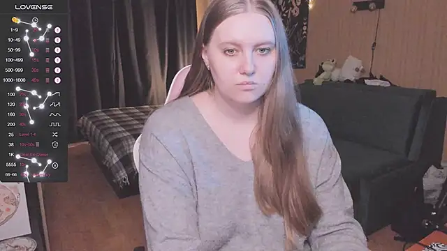 Snapshot of Alice_Dreamgirl_ chatting on 09/24/25, 09:01 Alice Dreamgirl online show from 09/24/25, 09:01