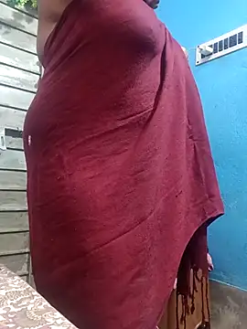 Snapshot of Hot-Manshi2 chatting on 11/10/25, 03:11 Hot-Manshi2 online show from 11/10/25, 03:11