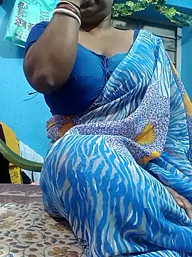 Snapshot of Hot-Manshi2 chatting on 11/21/25, 07:12 Hot-Manshi2 online show from 11/21/25, 07:12