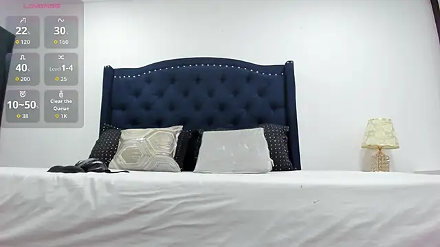 Snapshot of hotmature1 chatting on 11/07/25, 10:37 hotmature1 online show from 11/07/25, 10:37