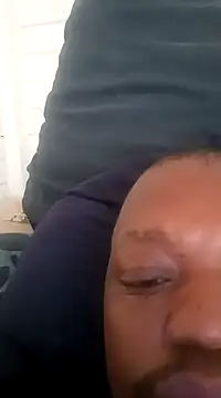 Snapshot of jackheavy09 chatting on 12/18/24, 05:15 jackheavy09 online show from 12/18/24, 05:15