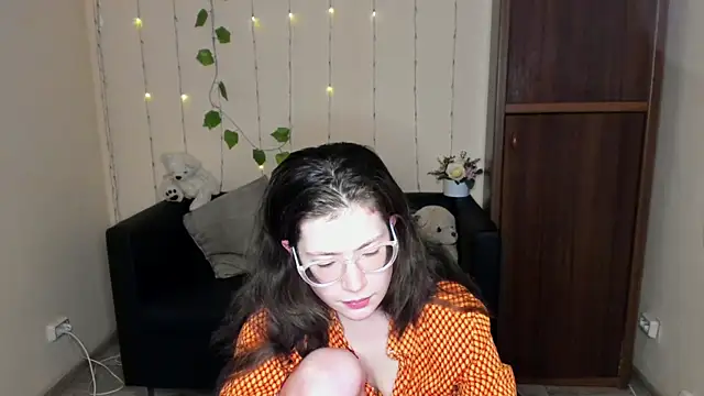 Alicia redfollow online show from 01/26/25, 12:33