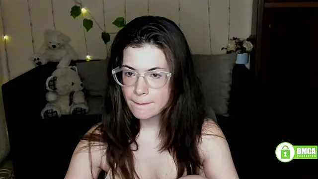 Alicia redfollow online show from 02/20/25, 12:30