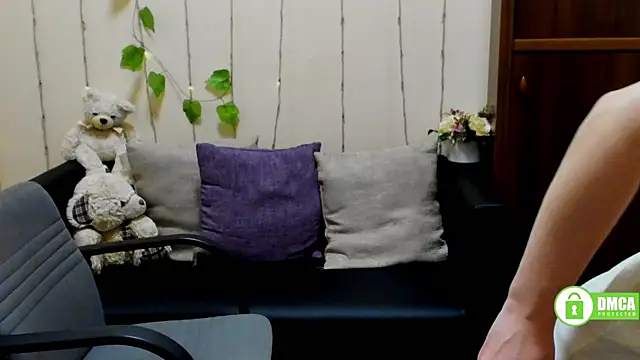 Alicia redfollow online show from 02/25/25, 12:24