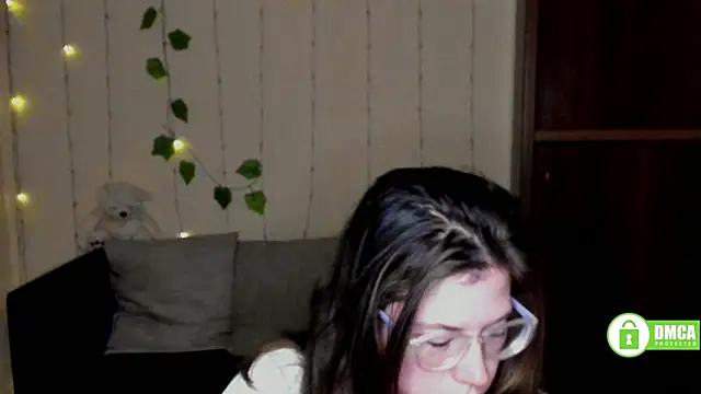 Alicia redfollow online show from 02/26/25, 03:30