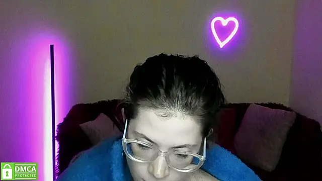 Alicia redfollow online show from 03/06/25, 03:35