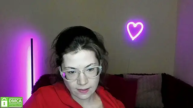 Alicia redfollow online show from 03/07/25, 06:24
