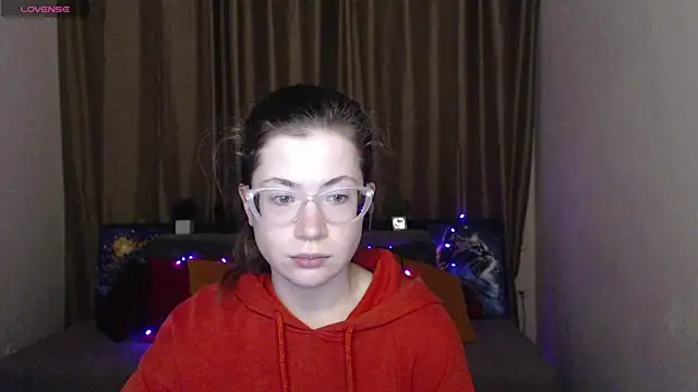 Alicia redfollow online show from 03/09/25, 06:21