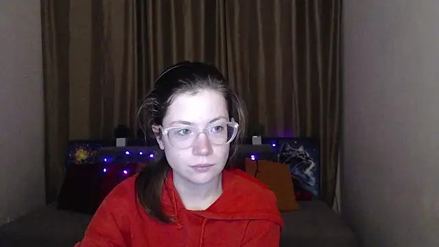 Alicia redfollow online show from 03/12/25, 06:29