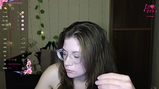 Alicia redfollow online show from 03/21/25, 03:13
