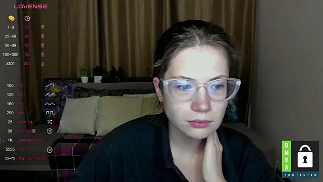 Alicia redfollow online show from 09/28/25, 05:18