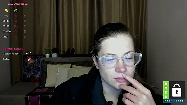 Alicia redfollow online show from 10/01/25, 11:27