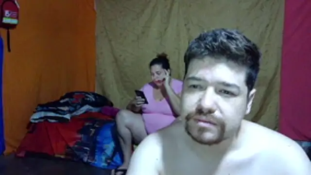 Snapshot of pecadodulce123 chatting on 11/29/25, 12:02 pecadodulce123 online show from 11/29/25, 12:02