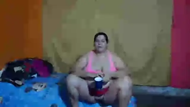 Snapshot of pecadodulce123 chatting on 12/04/25, 10:07 pecadodulce123 online show from 12/04/25, 10:07