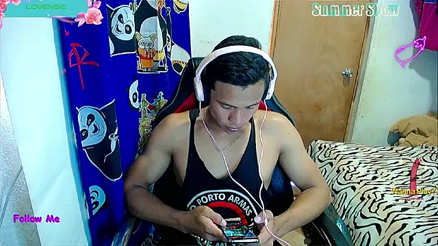 Willy Mate online show from 12/20/24, 06:13