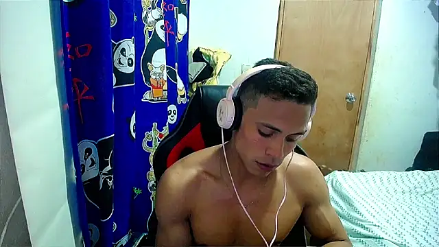 Willy Mate online show from 12/26/24, 04:21