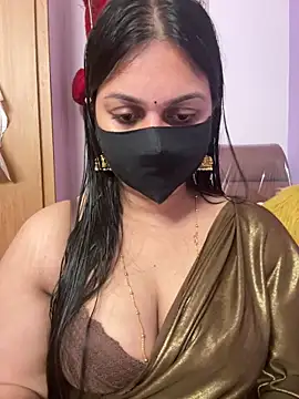 Snapshot of Akhi_Akshaya chatting on 10/27/25, 04:11 Akhi Akshaya online show from 10/27/25, 04:11