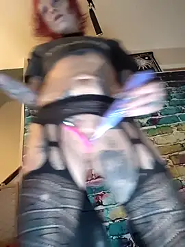 MommyMisfit online show from 12/14/25, 10:03