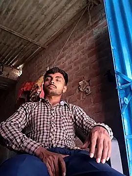 Snapshot of Suraj223kumar chatting on 02/28/26, 05:19 Suraj223kumar online show from 02/28/26, 05:19