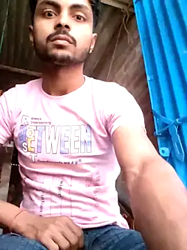 Snapshot of Suraj223kumar chatting on 03/12/26, 02:29 Suraj223kumar online show from 03/12/26, 02:29