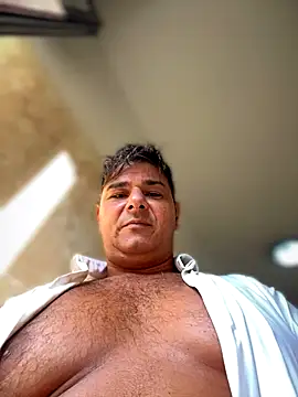 Snapshot of SecretlyDD chatting on 09/19/25, 06:59 SecretlyDD online show from 09/19/25, 06:59