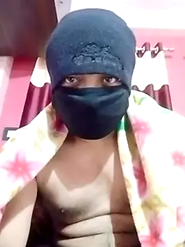 Snapshot of sanju-9973 chatting on 12/19/24, 08:23 sanju-9973 online show from 12/19/24, 08:23