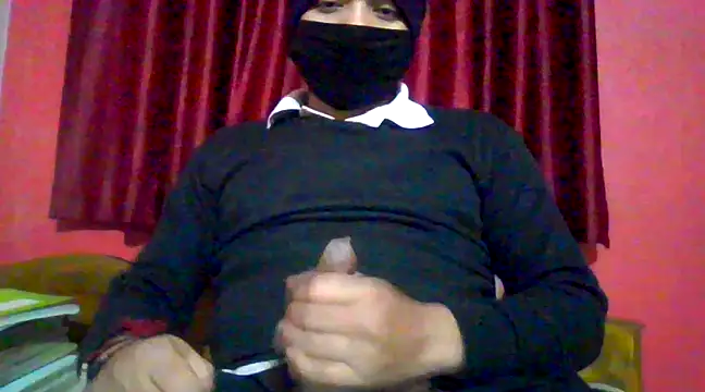 Snapshot of sanju-9973 chatting on 01/01/25, 04:50 sanju-9973 online show from 01/01/25, 04:50