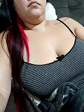 Paolaa hoot online show from 05/16/26, 03:58