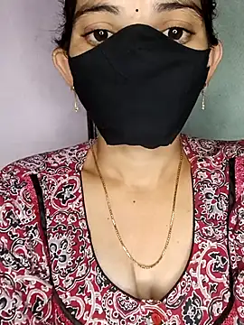 Snapshot of Telugu_Cute_Angel chatting on 01/13/26, 04:23 Telugu Cute Angel online show from 01/13/26, 04:23