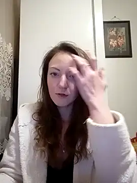 KattyLuuu online show from 12/18/24, 02:49