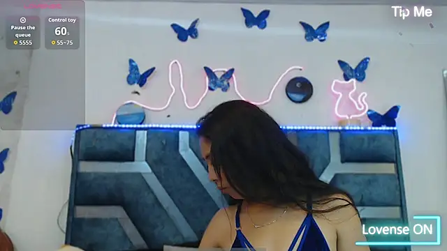 Roxan Fox- online show from 10/02/25, 02:40