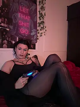 Snapshot of Linwy69 chatting on 01/08/25, 02:25 Linwy69 online show from 01/08/25, 02:25