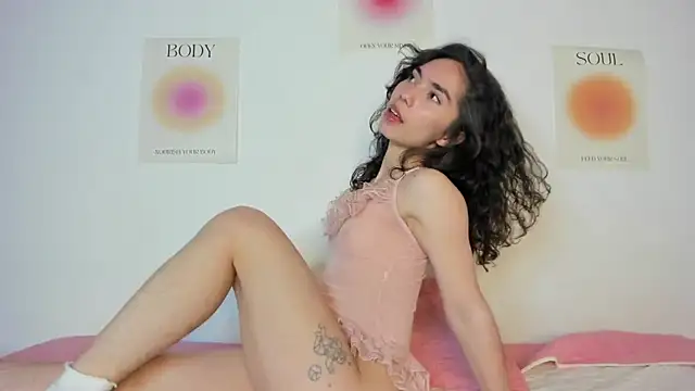 Snapshot of Ana_is_from_Heaven chatting on 10/08/25, 01:25 Ana is from Heaven online show from 10/08/25, 01:25