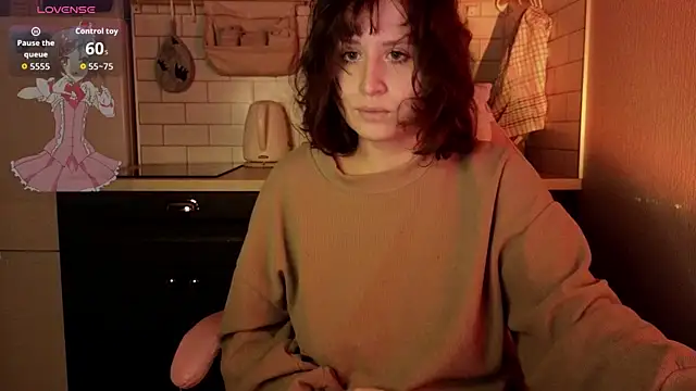 Snapshot of whatamarrie chatting on 09/24/25, 12:58 whatamarrie online show from 09/24/25, 12:58