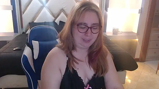chloe prg online show from 08/04/26, 02:37