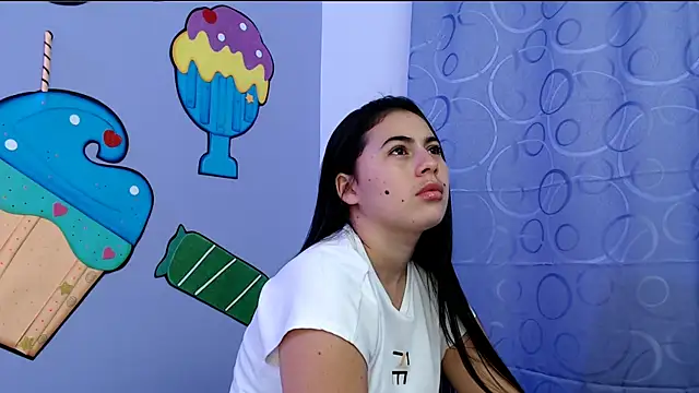 Snapshot of sweetfantacies18 chatting on 03/12/25, 12:42 sweetfantacies18 online show from 03/12/25, 12:42