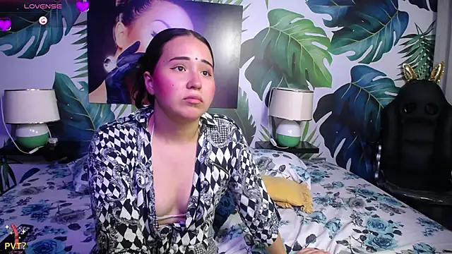 Snapshot of Gurvinder_1 chatting on 02/08/25, 07:05 Gurvinder 1 online show from 02/08/25, 07:05