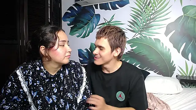 Snapshot of Gurvinder_1 chatting on 02/23/25, 01:13 Gurvinder 1 online show from 02/23/25, 01:13