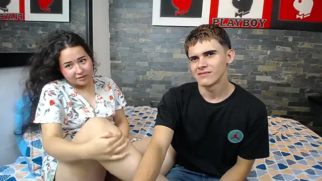 Snapshot of Gurvinder_1 chatting on 03/13/25, 02:33 Gurvinder 1 online show from 03/13/25, 02:33