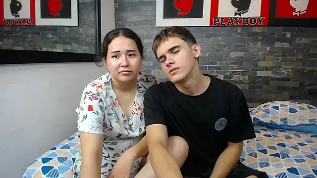 Snapshot of Gurvinder_1 chatting on 03/18/25, 02:26 Gurvinder 1 online show from 03/18/25, 02:26