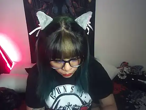 Snapshot of Eta_carinae chatting on 01/23/25, 06:39 Eta carinae online show from 01/23/25, 06:39