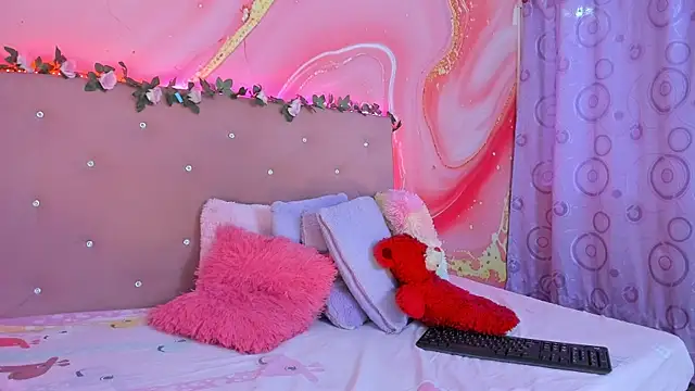 vivi  dol  online show from 12/18/24, 03:04