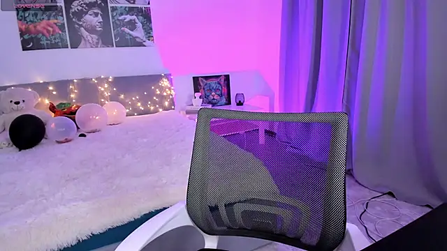 Snapshot of Lissa_Meow_ chatting on 11/20/25, 01:50 Lissa Meow online show from 11/20/25, 01:50