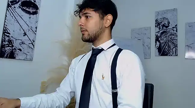 Snapshot of Samir_bear chatting on 01/08/25, 12:58 Samir bear online show from 01/08/25, 12:58