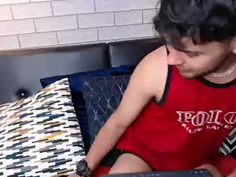Snapshot of Samir_bear chatting on 01/29/25, 03:15 Samir bear online show from 01/29/25, 03:15